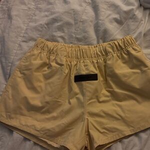 Essential short size XS